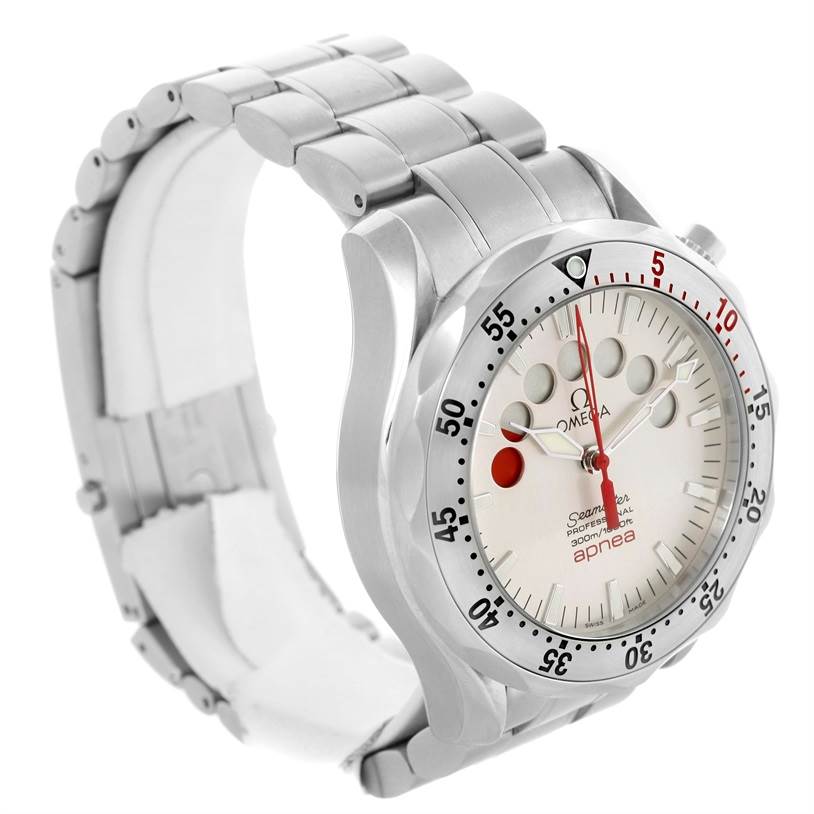 The image shows an Omega Seamaster 2595.30.00 Men
s Stainless Steel Silver Dial 2595.30.00 Men
s Stainless Steel Silver Dial watch at a front angle, displaying the face, bezel, and partly the bracelet.