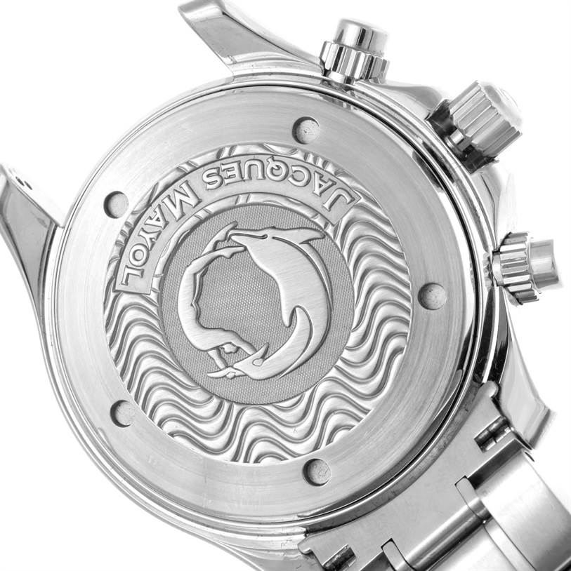 The image shows the case back of an Omega Seamaster 2595.30.00 Men
s Stainless Steel Silver Dial 2595.30.00 Men
s Stainless Steel Silver Dial watch, highlighting the engraved design and part of the bracelet.