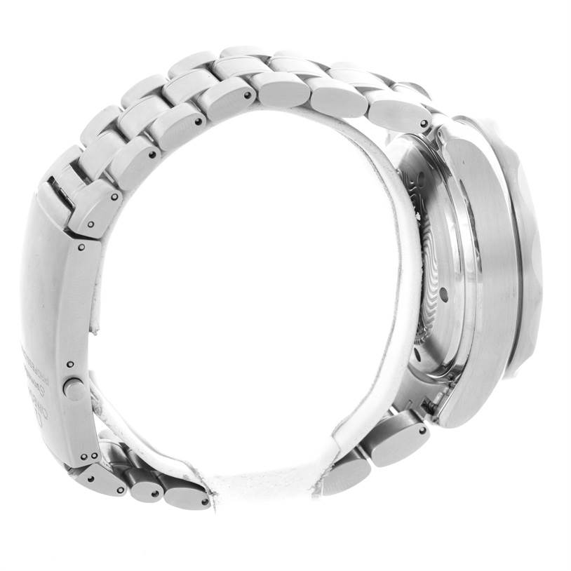 The image shows a side view of the Omega Seamaster 2595.30.00 Men
s Stainless Steel Silver Dial 2595.30.00 Men
s Stainless Steel Silver Dial watch, highlighting the bracelet and case sides.