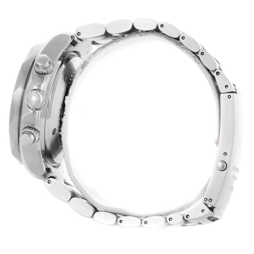 The side view of the Omega Seamaster 2595.30.00 Men
s Stainless Steel Silver Dial 2595.30.00 Men
s Stainless Steel Silver Dial watch showcases the crown, pushers, and metal bracelet.