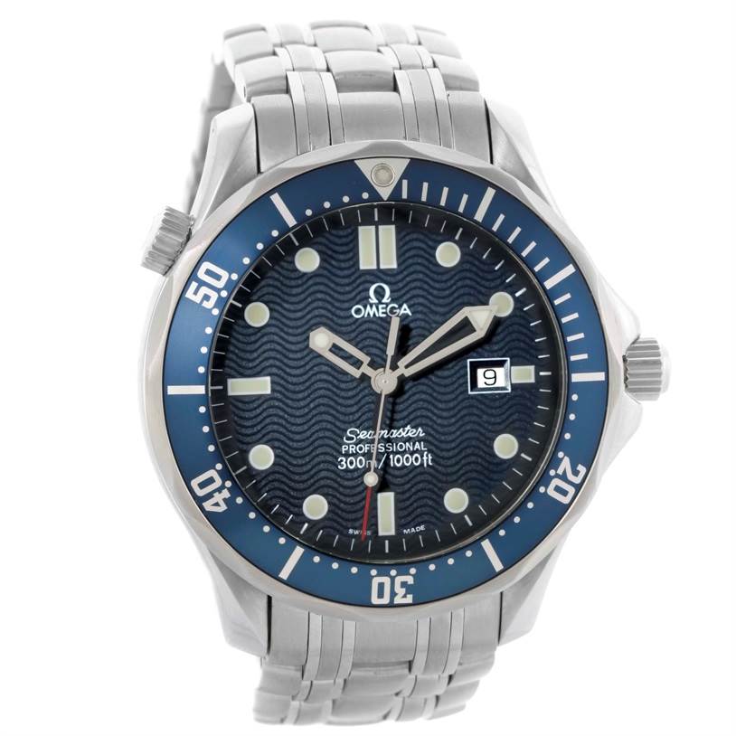 The image shows a front view of an Omega Seamaster 2541.80.00 Men
s Stainless Steel Blue Dial 2541.80.00 Men
s Stainless Steel Blue Dial watch, highlighting the dial, bezel, and bracelet.