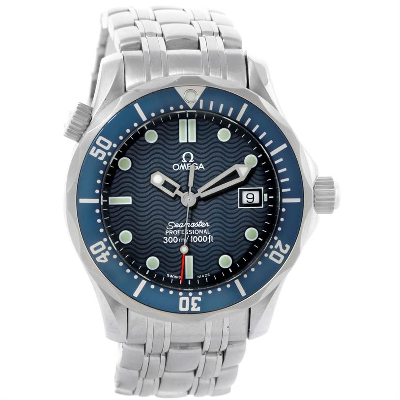 The image shows a front view of an Omega Seamaster 2561.80.00 Men
s Stainless Steel Blue Dial 2561.80.00 Men
s Stainless Steel Blue Dial watch, displaying its face, bezel, and part of the stainless steel strap.