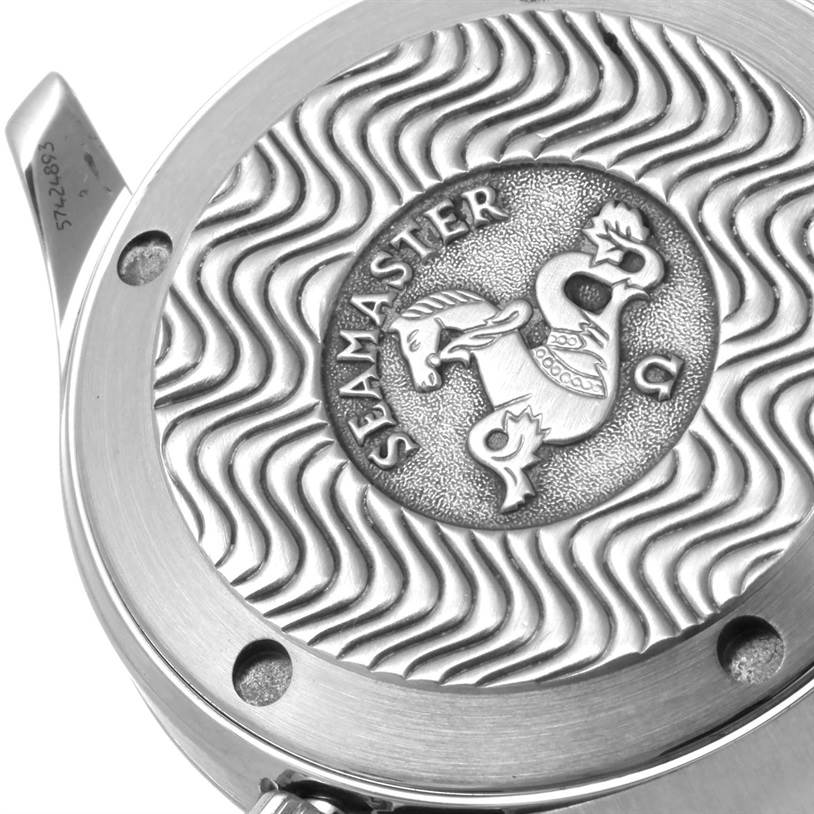 This image shows the engraved case back of an Omega Seamaster 2262.50.00 Men
s Stainless Steel Black Dial 2262.50.00 Men
s Stainless Steel Black Dial watch, featuring the model
s emblem and textured design.