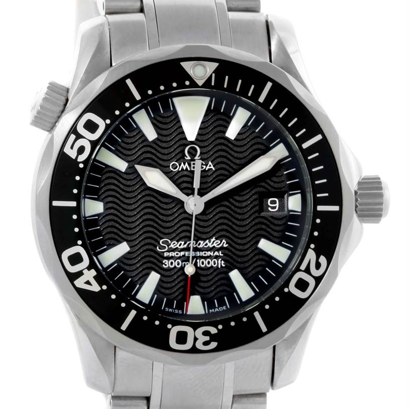 The image shows a front view of a black Omega Seamaster 2262.50.00 Men
s Stainless Steel Black Dial 2262.50.00 Men
s Stainless Steel Black Dial watch, highlighting the bezel, dial, and hands.