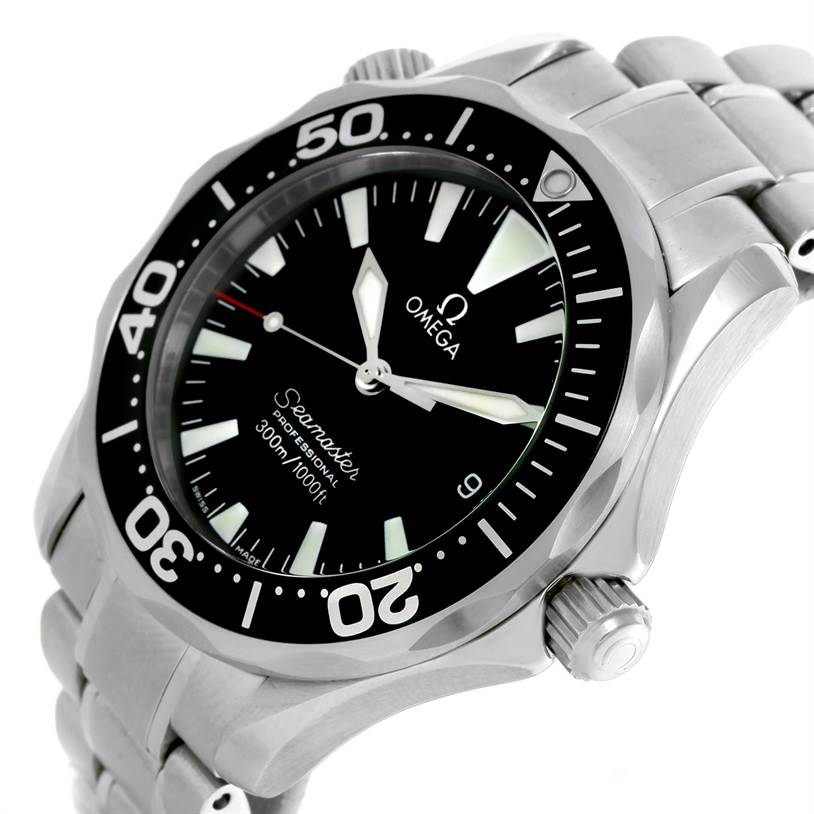 The image shows an angled view of the face, bezel, crown, and part of the bracelet of the Omega Seamaster 2262.50.00 Men
s Stainless Steel Black Dial 2262.50.00 Men
s Stainless Steel Black Dial watch.