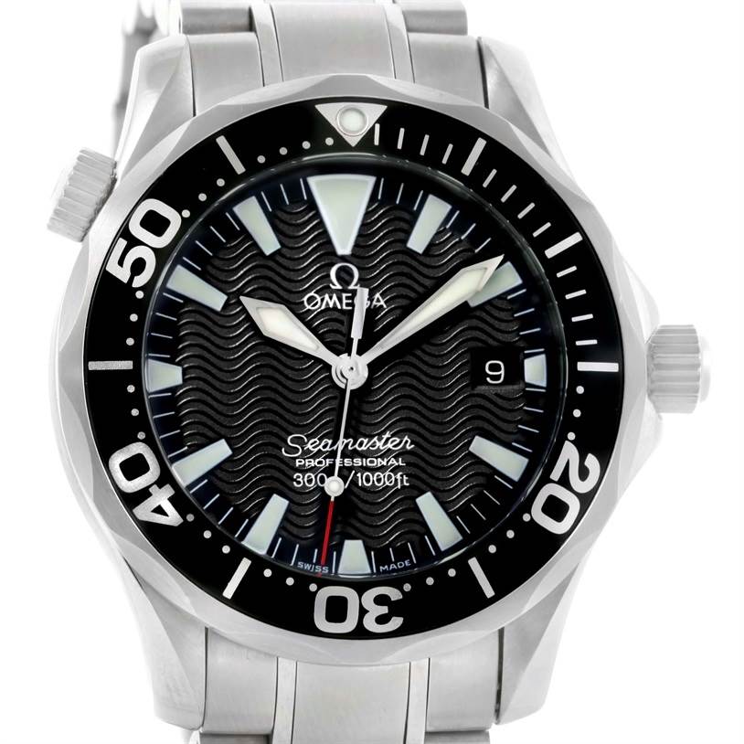 The image shows a front view of the Omega Seamaster 2262.50.00 Men
s Stainless Steel Black Dial 2262.50.00 Men
s Stainless Steel Black Dial watch, highlighting the dial, hands, markers, and bezel.