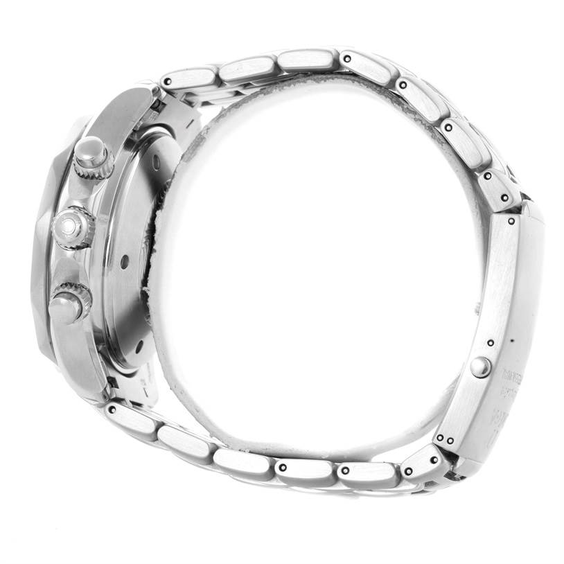 This side view image of the Omega Seamaster 2598.80.00 Men
s Stainless Steel Blue Dial 2598.80.00 Men
s Stainless Steel Blue Dial watch shows the crown, pushers, and part of the metal bracelet.