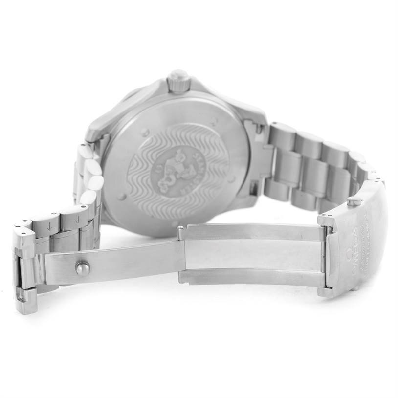 The image shows the open stainless steel bracelet and case back of the Omega Seamaster 2538.20.00 Men's Stainless Steel White Dial 2538.20.00 Men's Stainless Steel White Dial watch.