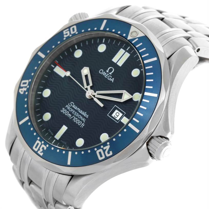 This image shows the Omega Seamaster 2541.80.00 Men
s Stainless Steel Blue Dial 2541.80.00 Men
s Stainless Steel Blue Dial watch at an oblique angle, highlighting the face, bezel, crown, and part of the bracelet.