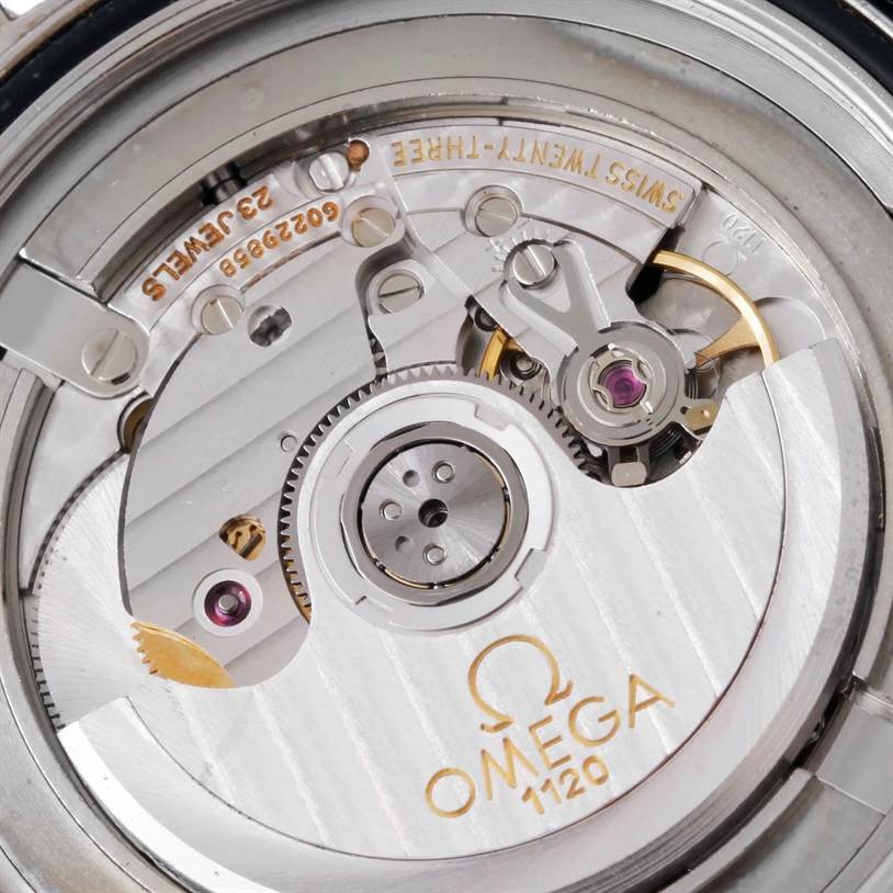 Close-up view of the Omega Seamaster 2532.80.00 Men
s Stainless Steel Grey Dial 2532.80.00 Men
s Stainless Steel Grey Dial watch
s 1120 movement mechanism.