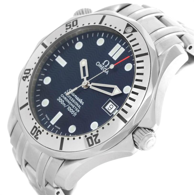 The image shows an angled view of an Omega Seamaster 2532.80.00 Men
s Stainless Steel Grey Dial 2532.80.00 Men
s Stainless Steel Grey Dial watch, highlighting its bezel, dial, case, and part of the bracelet.