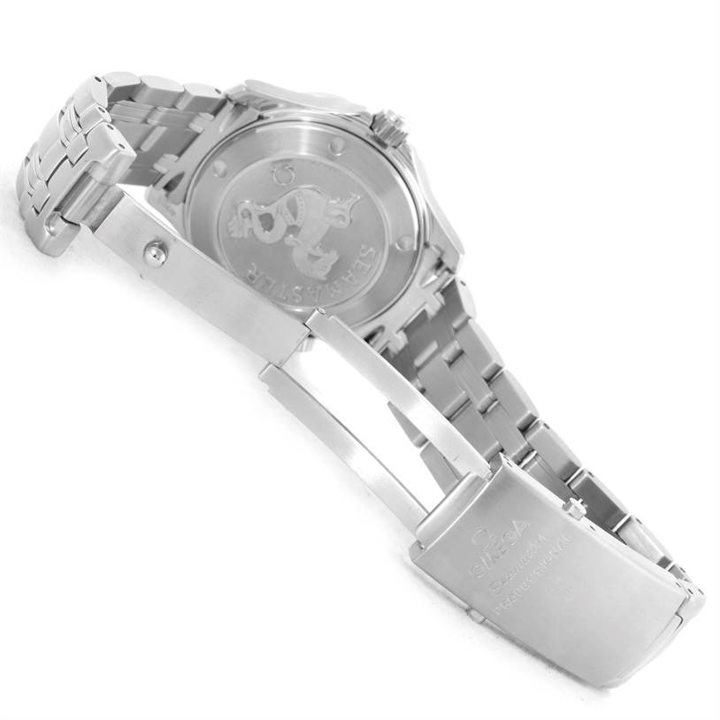 The image shows the case back and bracelet clasp of an Omega Seamaster 2222.80.00 Men
s Stainless Steel Blue Dial 2222.80.00 Men
s Stainless Steel Blue Dial watch from a rear angle.