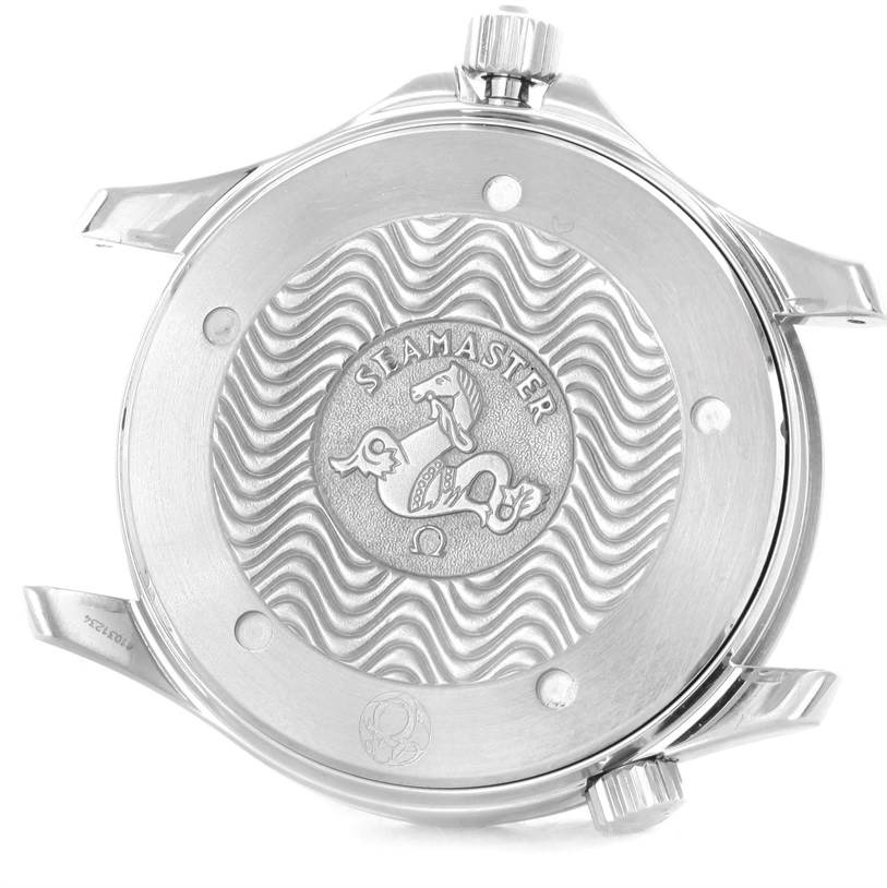 This image shows the case back of an Omega Seamaster 2531.80.00 Men
s Stainless Steel Blue Dial 2531.80.00 Men
s Stainless Steel Blue Dial watch, including the crown and lugs.