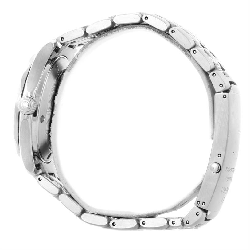 This image shows a side view of an Omega Seamaster 2561.80.00 Men
s Stainless Steel Blue Dial 2561.80.00 Men
s Stainless Steel Blue Dial watch, highlighting its crown, case, and the bracelet links.