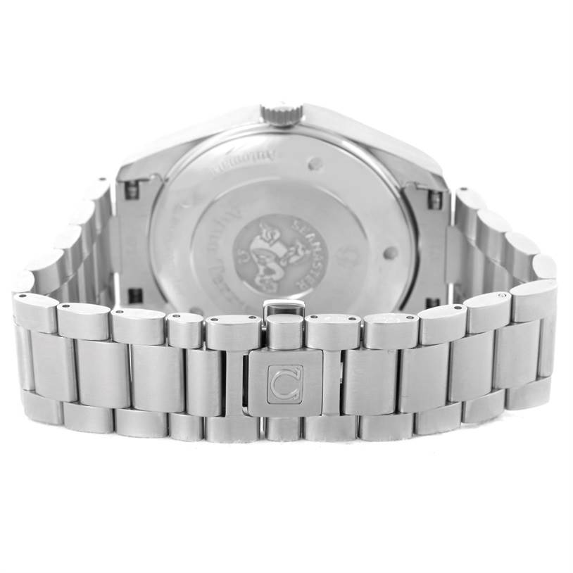 The image shows the back case and metal bracelet of an Omega Seamaster 2513.30.00 Men
s Stainless Steel Silver Dial 2513.30.00 Men
s Stainless Steel Silver Dial watch.