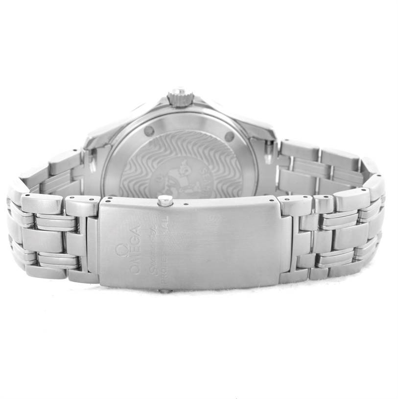 The image shows the back view of an Omega Seamaster 2561.80.00 Men
s Stainless Steel Blue Dial 2561.80.00 Men
s Stainless Steel Blue Dial watch, highlighting its case back and stainless steel bracelet.