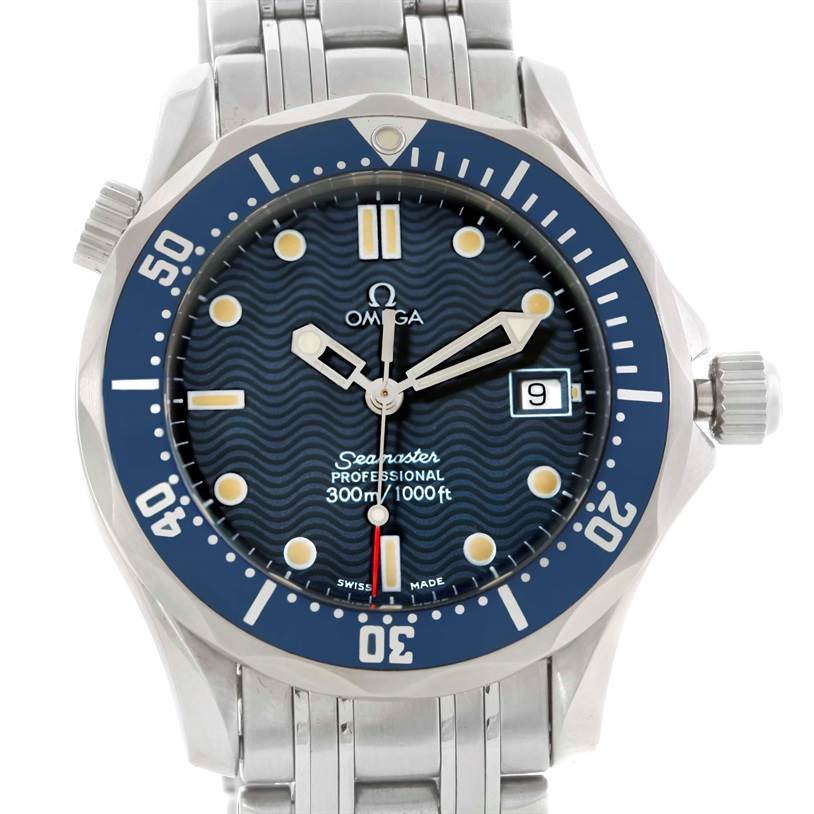 The image shows a front view of an Omega Seamaster 2561.80.00 Men
s Stainless Steel Blue Dial 2561.80.00 Men
s Stainless Steel Blue Dial watch, displaying the dial, bezel, hands, and part of the bracelet.