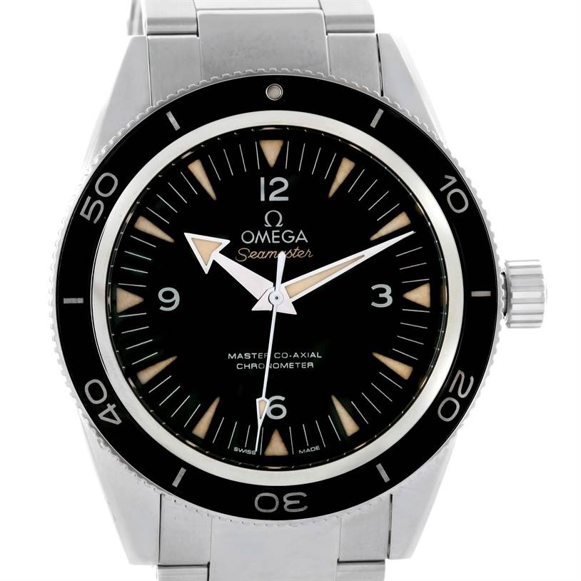 This image shows a front view of the Omega Seamaster 233.30.41.21.01.001 Men
s Stainless Steel Black Dial 233.30.41.21.01.001 Men
s Stainless Steel Black Dial watch, highlighting its face, bezel, and part of the bracelet.