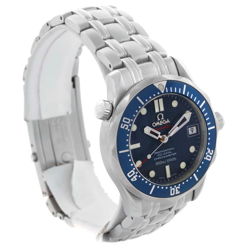 The image shows an angled side view of an Omega Seamaster 2222.80.00 Men
s Stainless Steel Blue Dial 2222.80.00 Men
s Stainless Steel Blue Dial watch, highlighting its face, bezel, crown, and metal bracelet.