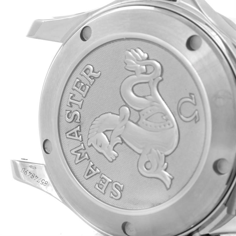 The image shows the back case of an Omega Seamaster 2222.80.00 Men
s Stainless Steel Blue Dial 2222.80.00 Men
s Stainless Steel Blue Dial watch, featuring the engraved logo and branding.