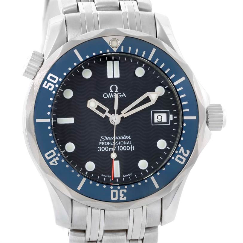 The image shows an Omega Seamaster 2561.80.00 Men
s Stainless Steel Blue Dial 2561.80.00 Men
s Stainless Steel Blue Dial watch from a front angle, highlighting the face, bezel, and part of the strap.