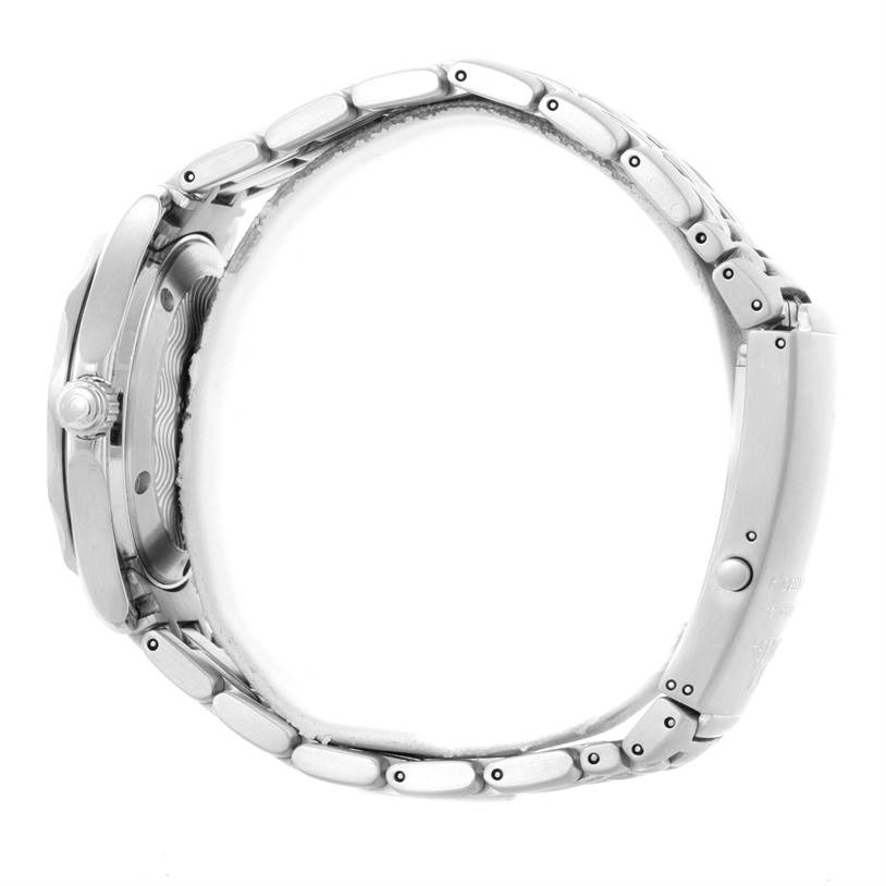 The image shows a side profile of an Omega Seamaster 2561.80.00 Men
s Stainless Steel Blue Dial 2561.80.00 Men
s Stainless Steel Blue Dial watch, highlighting its case, bezel, crown, and bracelet.