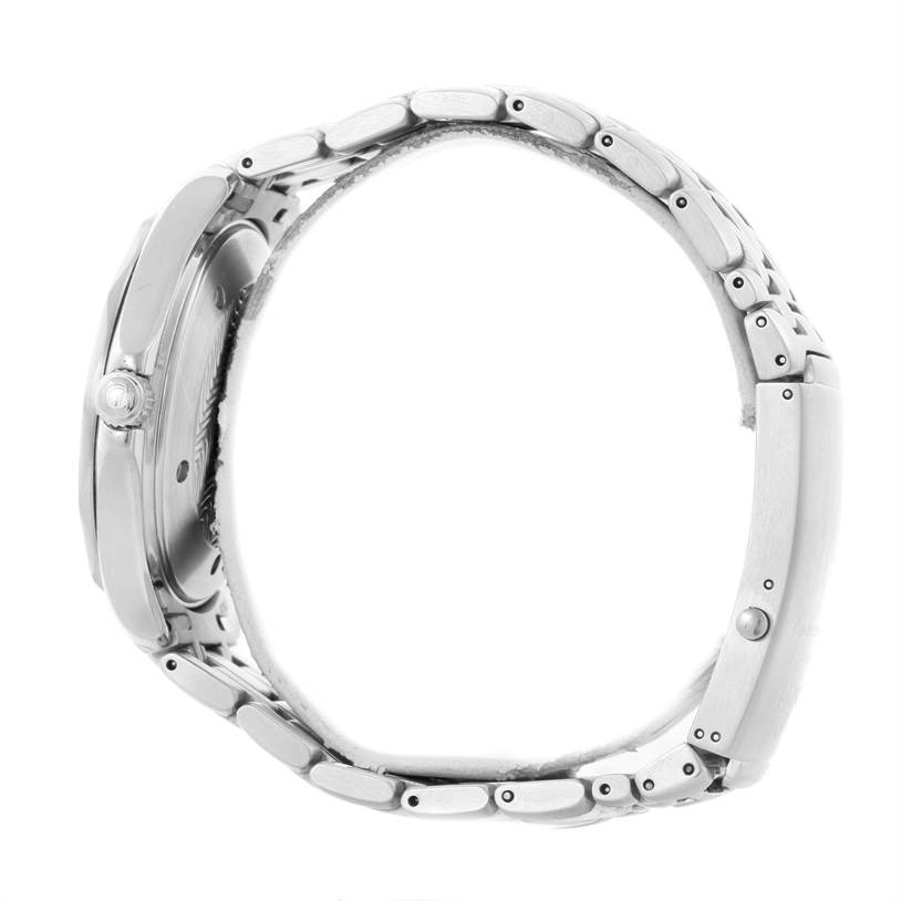 This side view shows the clasp and full metal bracelet of the Omega Seamaster 2531.80.00 Men
s Stainless Steel Blue Dial 2531.80.00 Men
s Stainless Steel Blue Dial watch.