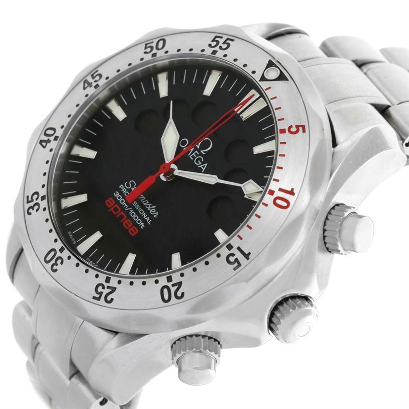 The image shows an angled view of the Omega Seamaster 2595.50.00 Men
s Stainless Steel Black Dial 2595.50.00 Men
s Stainless Steel Black Dial watch, highlighting its face, bezel, and two side crowns.