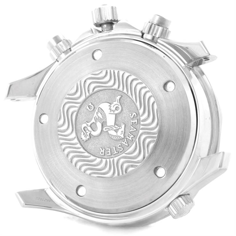 This image shows the back case and side view of the Omega Seamaster 2599.80.00 Men
s Stainless Steel Blue Dial 2599.80.00 Men
s Stainless Steel Blue Dial watch, highlighting its intricate case design and crown.