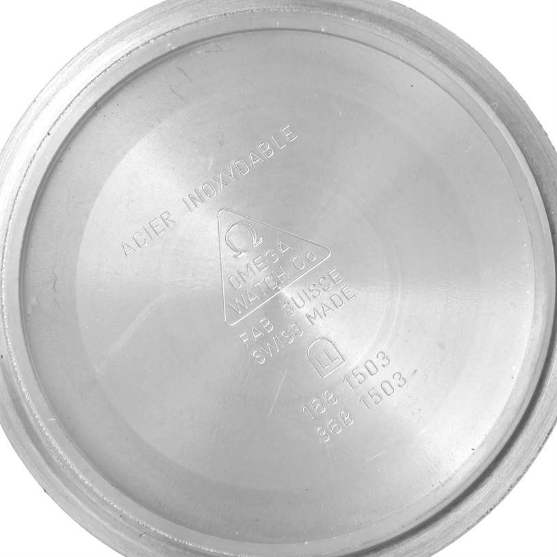 This image shows the inside of the case back of an Omega Seamaster 2531.80.00 Men
s Stainless Steel Blue Dial 2531.80.00 Men
s Stainless Steel Blue Dial watch.