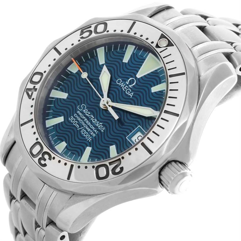 The Omega Seamaster 2554.80.00 Men
s Stainless Steel Blue Dial 2554.80.00 Men
s Stainless Steel Blue Dial watch is shown at an angled close-up, highlighting the face, bezel, crown, and partial bracelet.