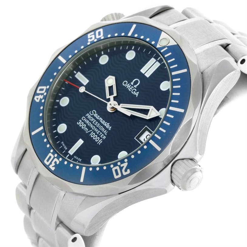 The Omega Seamaster 2551.80.00 Men
s Stainless Steel Blue Dial 2551.80.00 Men
s Stainless Steel Blue Dial watch is shown at an angle highlighting the dial, bezel, bracelet, and crown.