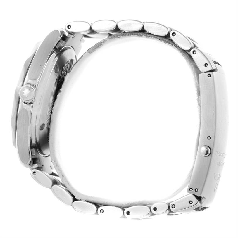 The image shows a side view of the Omega Seamaster 2551.80.00 Men
s Stainless Steel Blue Dial 2551.80.00 Men
s Stainless Steel Blue Dial watch, highlighting its case, crown, and metal bracelet.