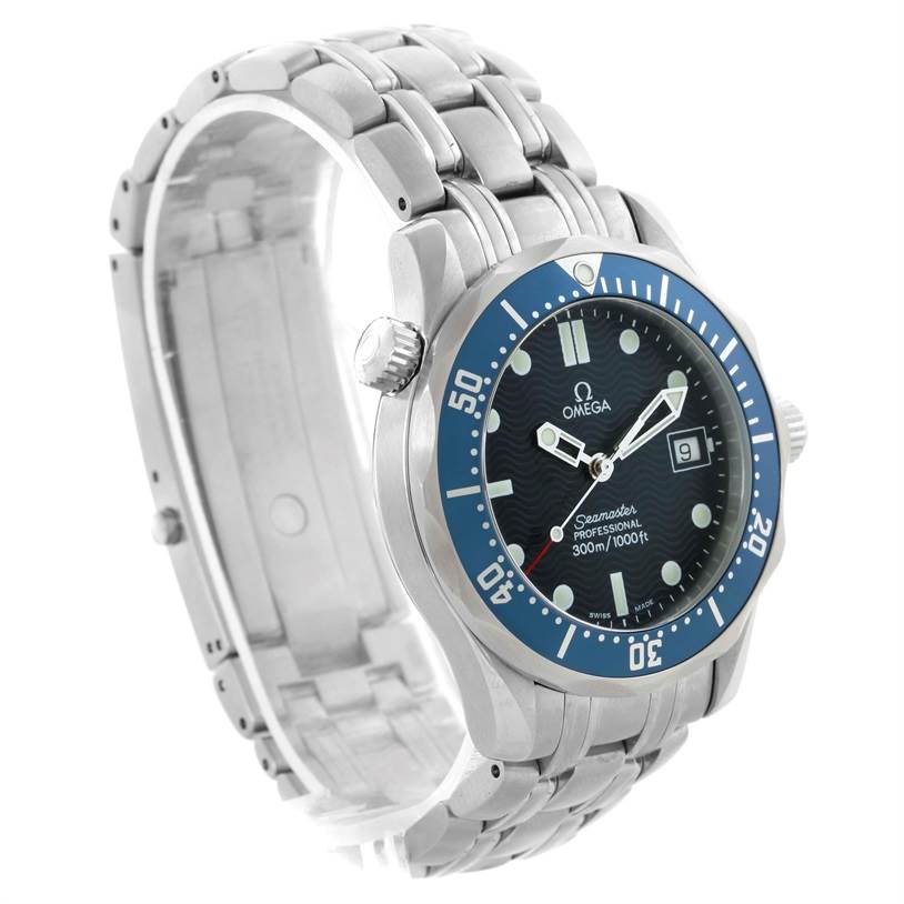 The image shows a side-angle view of an Omega Seamaster 2561.80.00 Men
s Stainless Steel Blue Dial 2561.80.00 Men
s Stainless Steel Blue Dial watch, highlighting its blue dial, date window, and stainless steel bracelet.