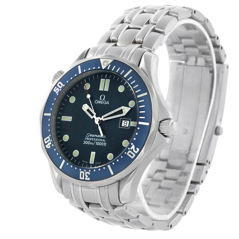 The image shows an Omega Seamaster watch at a front and side angle, displaying its face, bezel, bracelet, and crown.