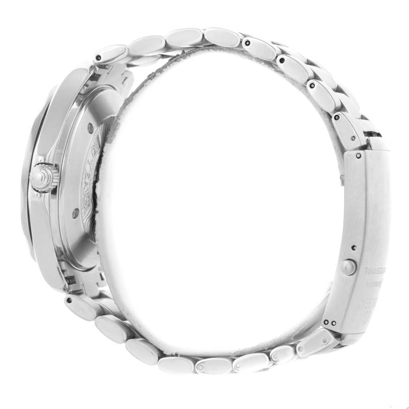 This side-angle view of the Omega Seamaster 2534.50.00 Men
s Stainless Steel Black Dial 2534.50.00 Men
s Stainless Steel Black Dial watch shows the case, crown, and stainless steel bracelet.