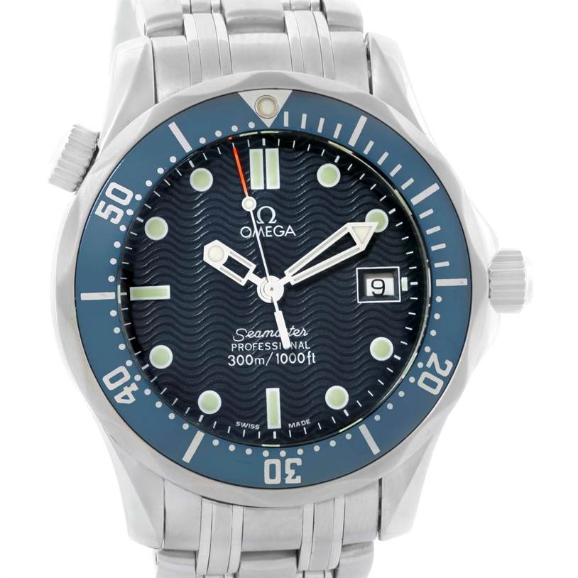 The image shows a front view of an Omega Seamaster 2561.80.00 Men
s Stainless Steel Blue Dial 2561.80.00 Men
s Stainless Steel Blue Dial Professional watch, highlighting the dial, bezel, and bracelet.