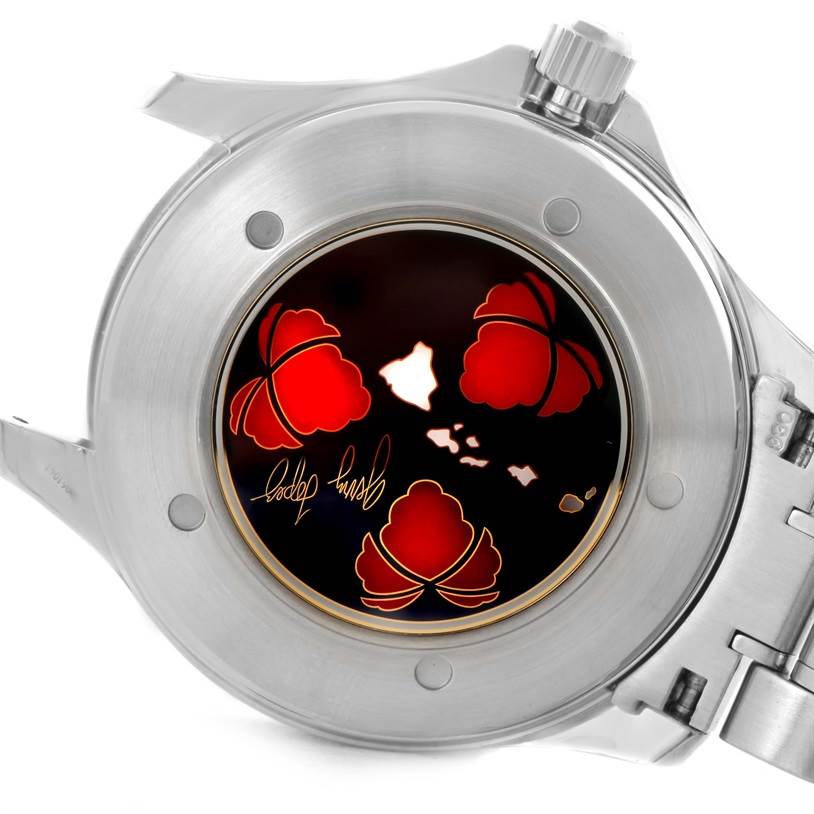 The image shows the back case of an Omega Seamaster 2536.50.00 Men
s Stainless Steel Black Dial 2536.50.00 Men
s Stainless Steel Black Dial watch with a decorative design and signature.