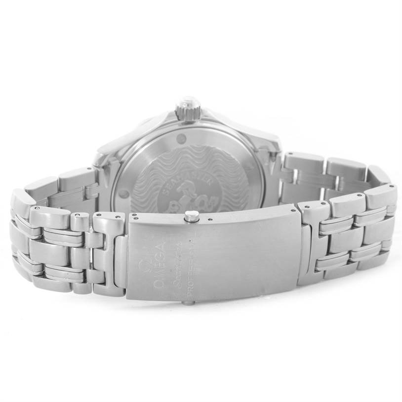 The image shows the back case and bracelet clasp of an Omega Seamaster 2561.80.00 Men
s Stainless Steel Blue Dial 2561.80.00 Men
s Stainless Steel Blue Dial watch from a rear angle.