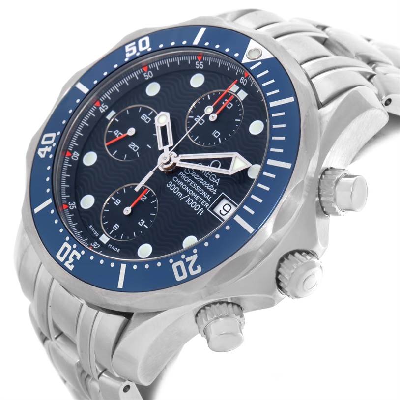 The image shows a close-up angle of the Omega Seamaster 2599.80.00 Men
s Stainless Steel Blue Dial 2599.80.00 Men
s Stainless Steel Blue Dial watch, highlighting its blue dial, bezel, and stainless steel bracelet.