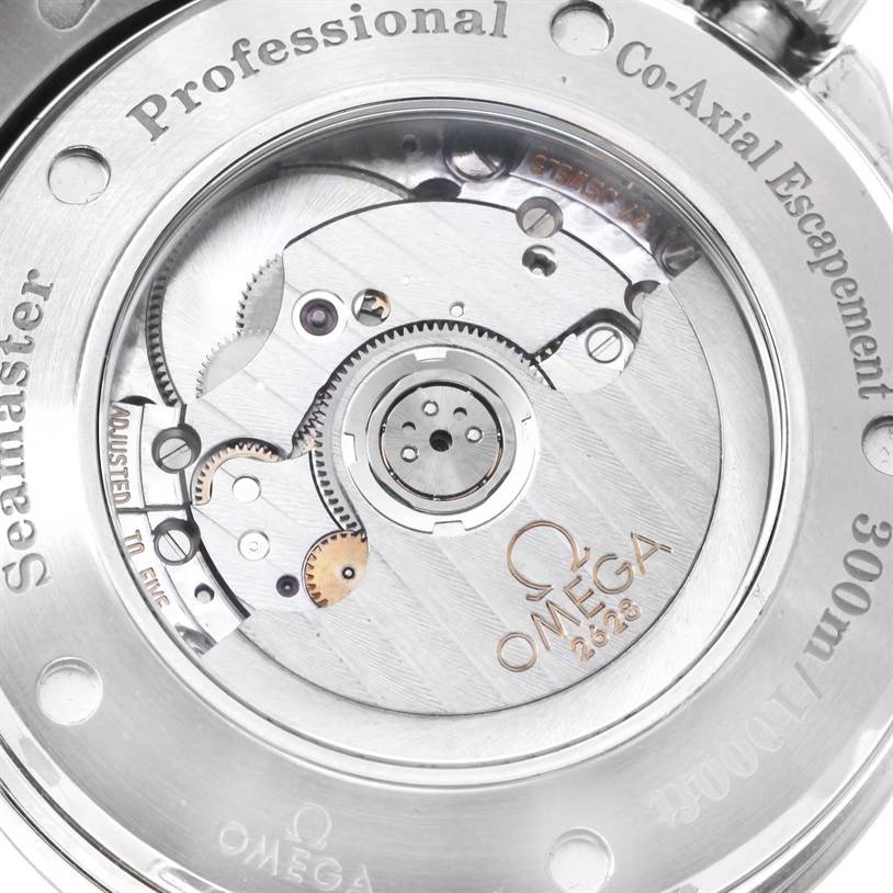 The image shows the back view of an Omega Seamaster 2535.80.00 Men
s Stainless Steel Blue Dial 2535.80.00 Men
s Stainless Steel Blue Dial watch, revealing its mechanical movement and inner workings.