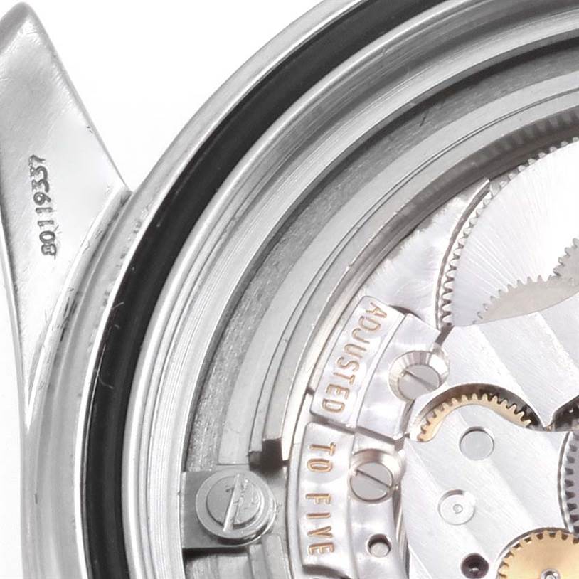 The image shows a close-up view of the inner mechanical parts and casing of an Omega Seamaster 2538.20.00 Men
s Stainless Steel White Dial 2538.20.00 Men
s Stainless Steel White Dial watch.