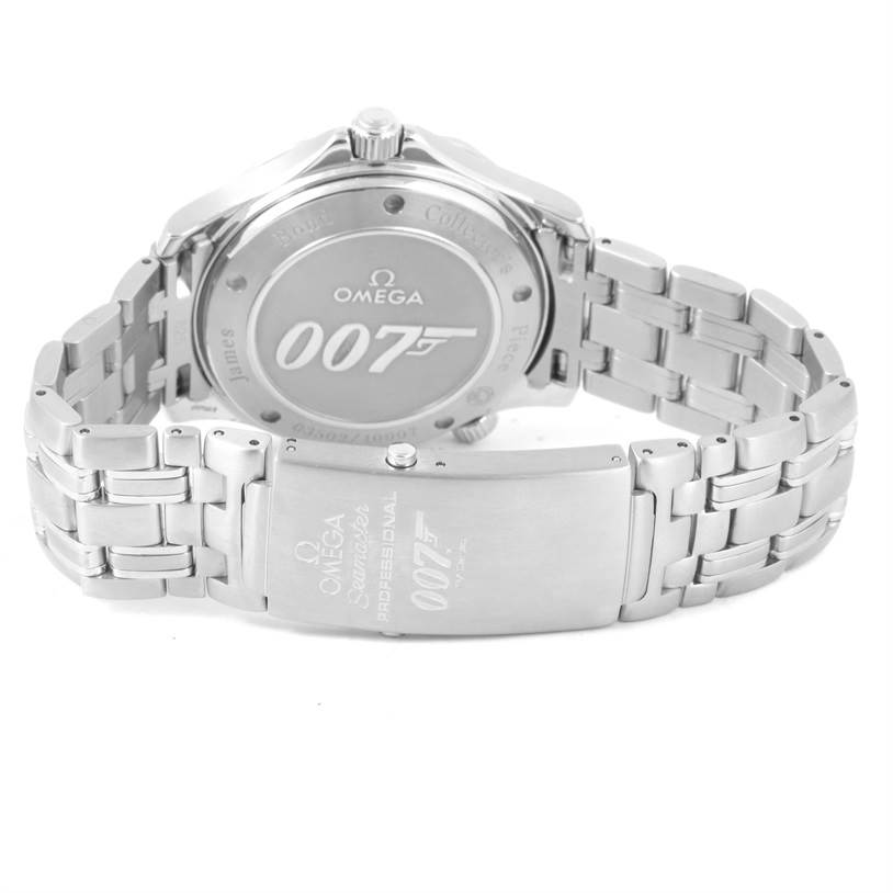 The image shows the back case and bracelet clasp of an Omega Seamaster 212.30.41.20.01.001 Men
s Stainless Steel Black Dial 212.30.41.20.01.001 Men
s Stainless Steel Black Dial watch, featuring special 007 branding.