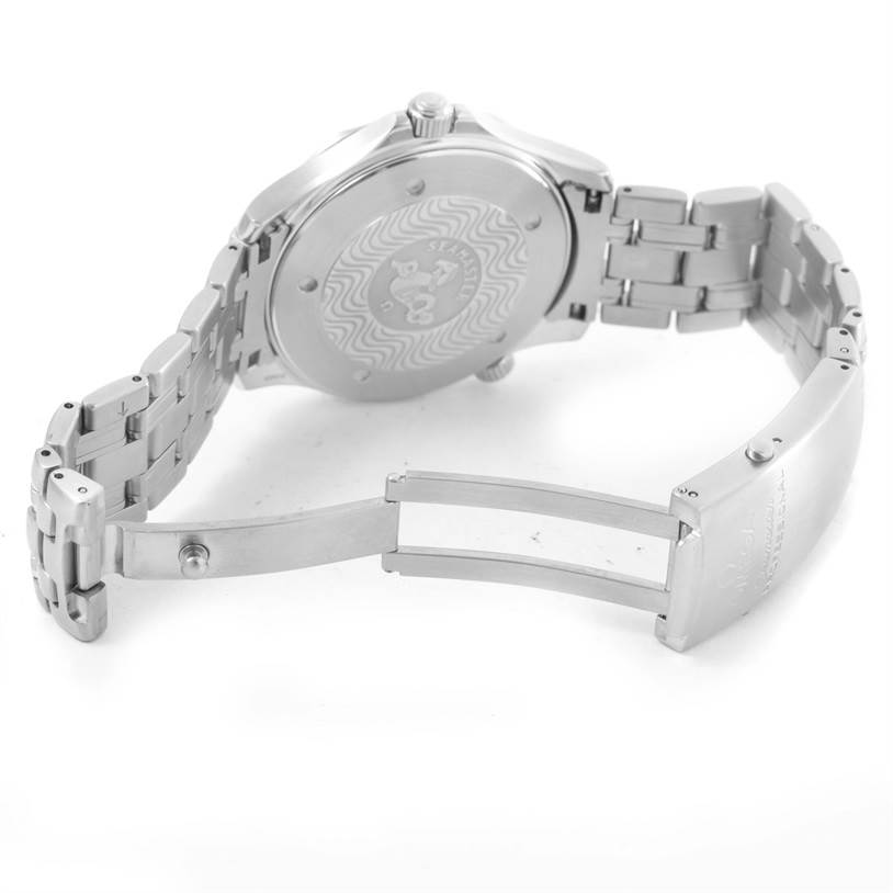 The image shows the back case and partially open bracelet of an Omega Seamaster 2541.80.00 Men
s Stainless Steel Blue Dial 2541.80.00 Men
s Stainless Steel Blue Dial watch.