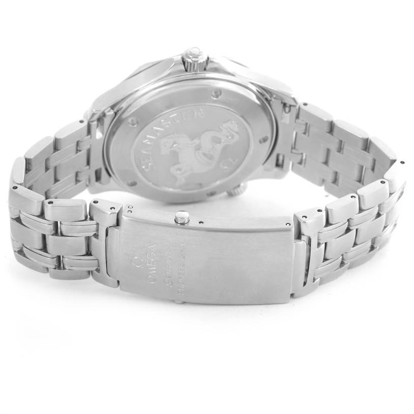 The image shows the back view of an Omega Seamaster 2220.80.00 Men
s Stainless Steel Blue Dial 2220.80.00 Men
s Stainless Steel Blue Dial watch and its stainless steel bracelet with a closed clasp.