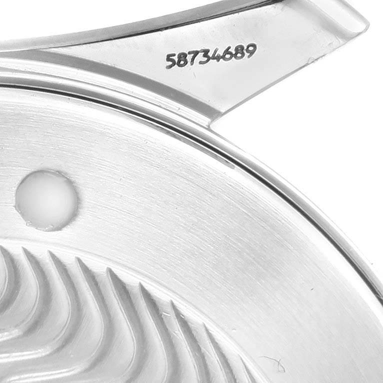 The image shows a close-up of the case back and part of the lug, with a serial number, of an Omega Seamaster 2541.80.00 Men
s Stainless Steel Blue Dial 2541.80.00 Men
s Stainless Steel Blue Dial watch.