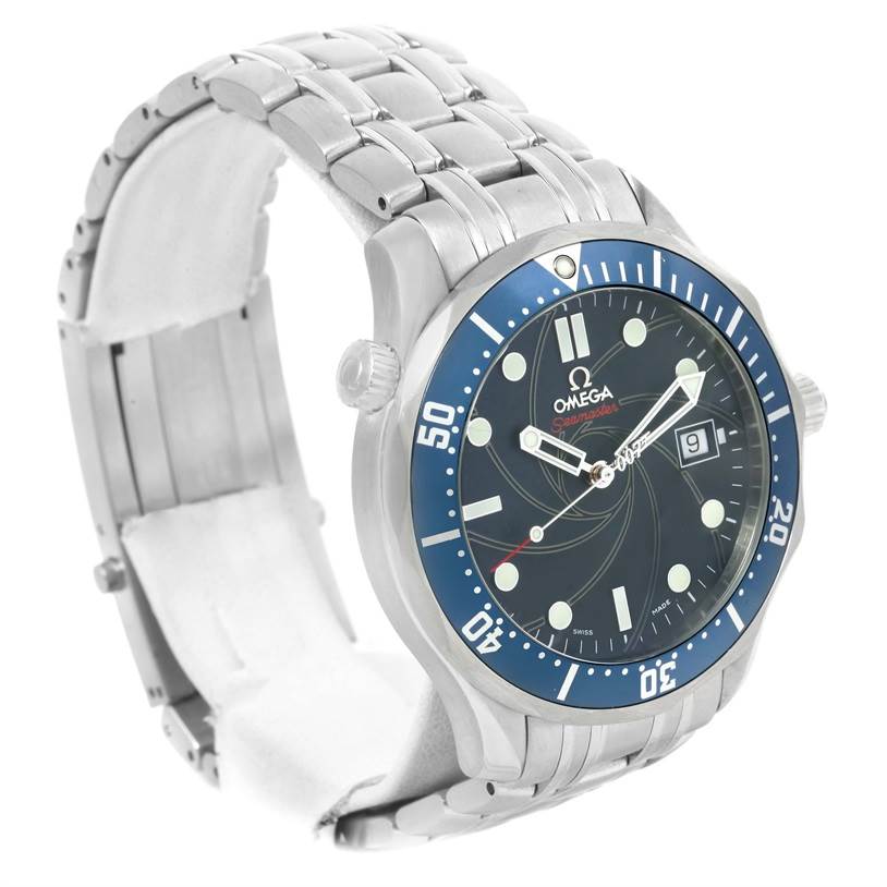 The image shows an Omega Seamaster 2226.80.00 Men
s Stainless Steel Blue Dial 2226.80.00 Men
s Stainless Steel Blue Dial watch angled slightly from the front, highlighting the face, bezel, and metal bracelet.