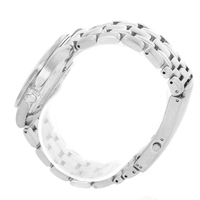 This image shows the side view of an Omega Seamaster 2262.50.00 Men
s Stainless Steel Black Dial 2262.50.00 Men
s Stainless Steel Black Dial watch, highlighting the bracelet and part of the case.