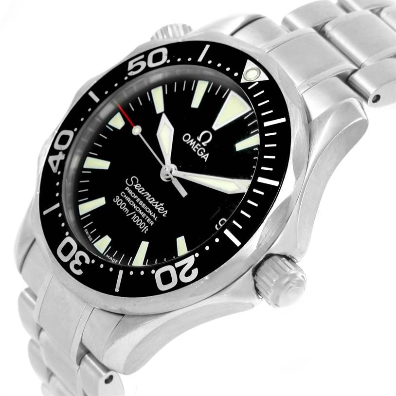 The image shows an Omega Seamaster 2252.50.00 Men
s Stainless Steel Black Dial 2252.50.00 Men
s Stainless Steel Black Dial watch at an oblique angle, detailing the face, bezel, crown, and stainless steel bracelet.