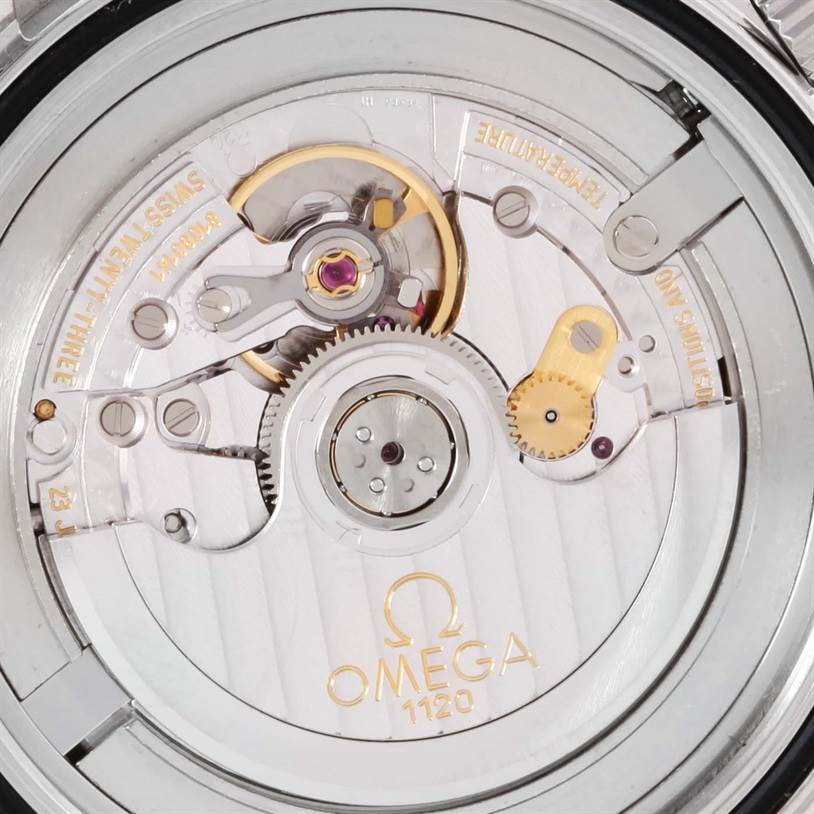 This image shows the movement mechanism of an Omega Seamaster 2254.50.00 Men
s Stainless Steel Black Dial 2254.50.00 Men
s Stainless Steel Black Dial watch from a close-up, top-down angle.
